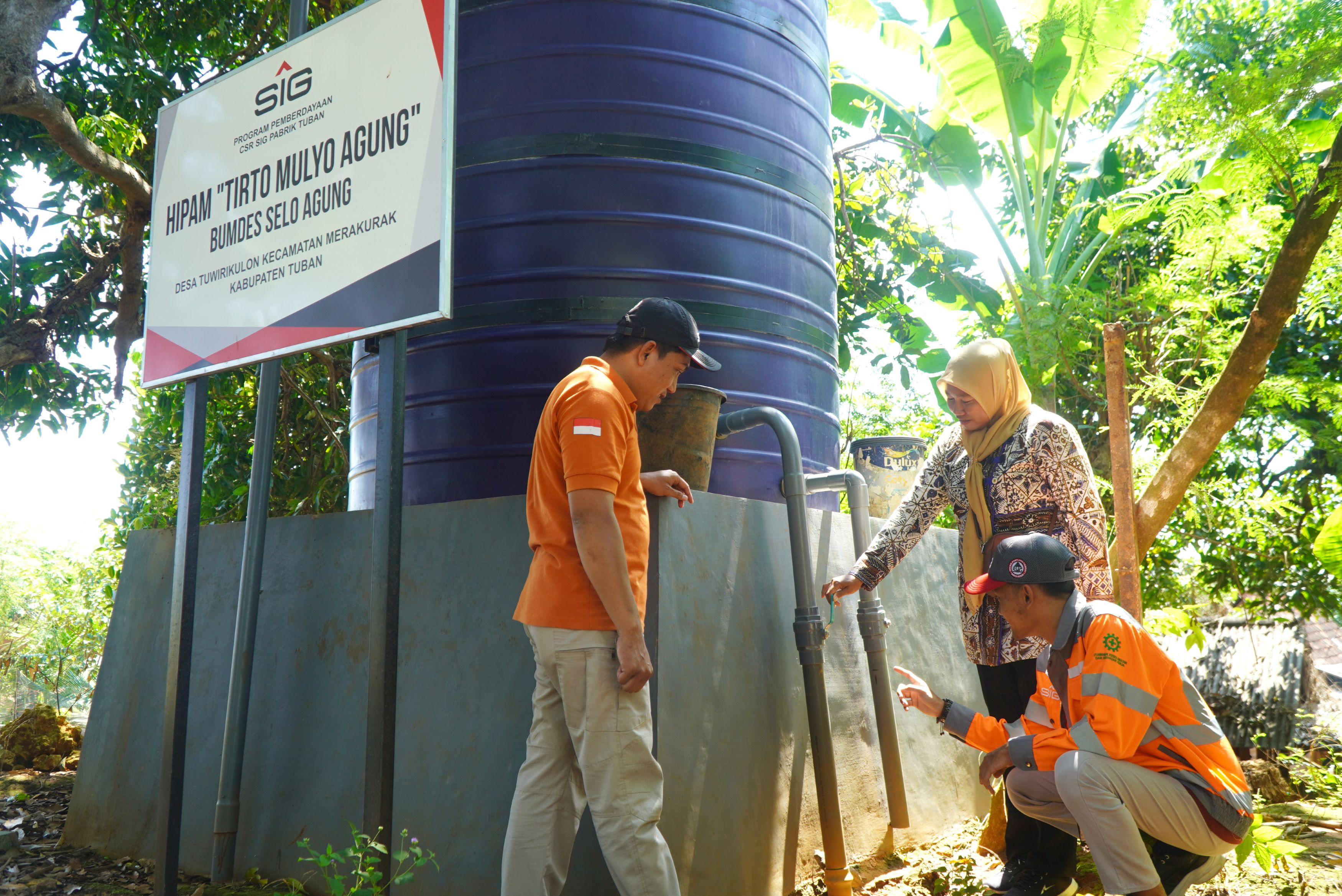 Warga Tuban Tak Perlu Beli Air Lagi, SIG Bangun Sarana Air Bersih