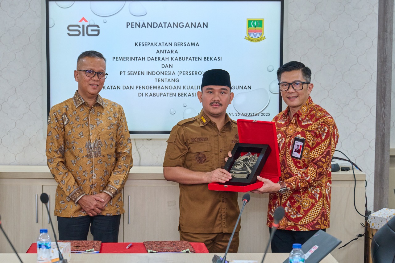 SIG dan Pemkab Bekasi Teken Kesepakatan Bersama Guna Tingkatkan Kualitas Pembangunan