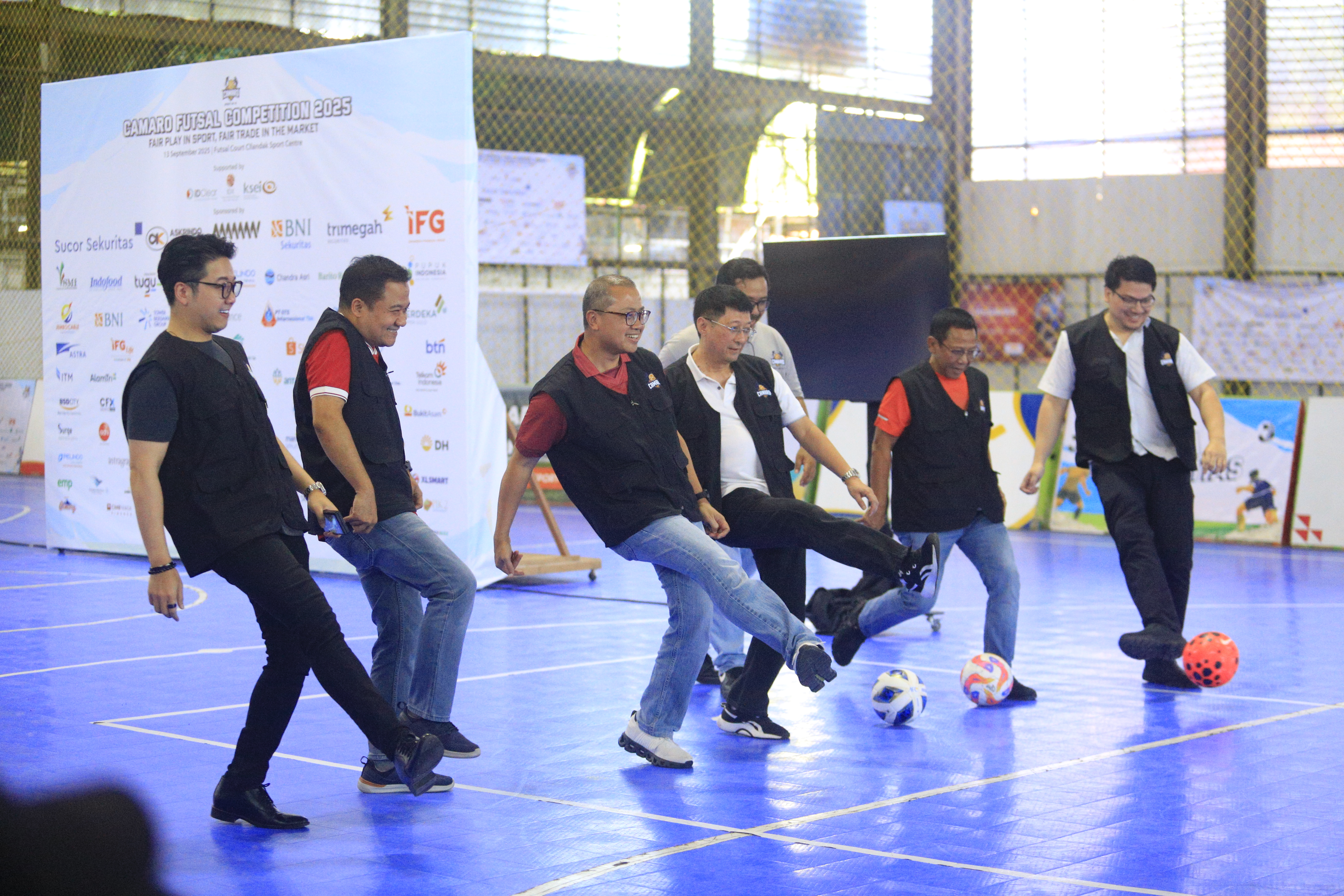 OJK dan BEI Dukung Camaro Futsal Competition 2025, Sinergi Pasar Modal Terus Menguat