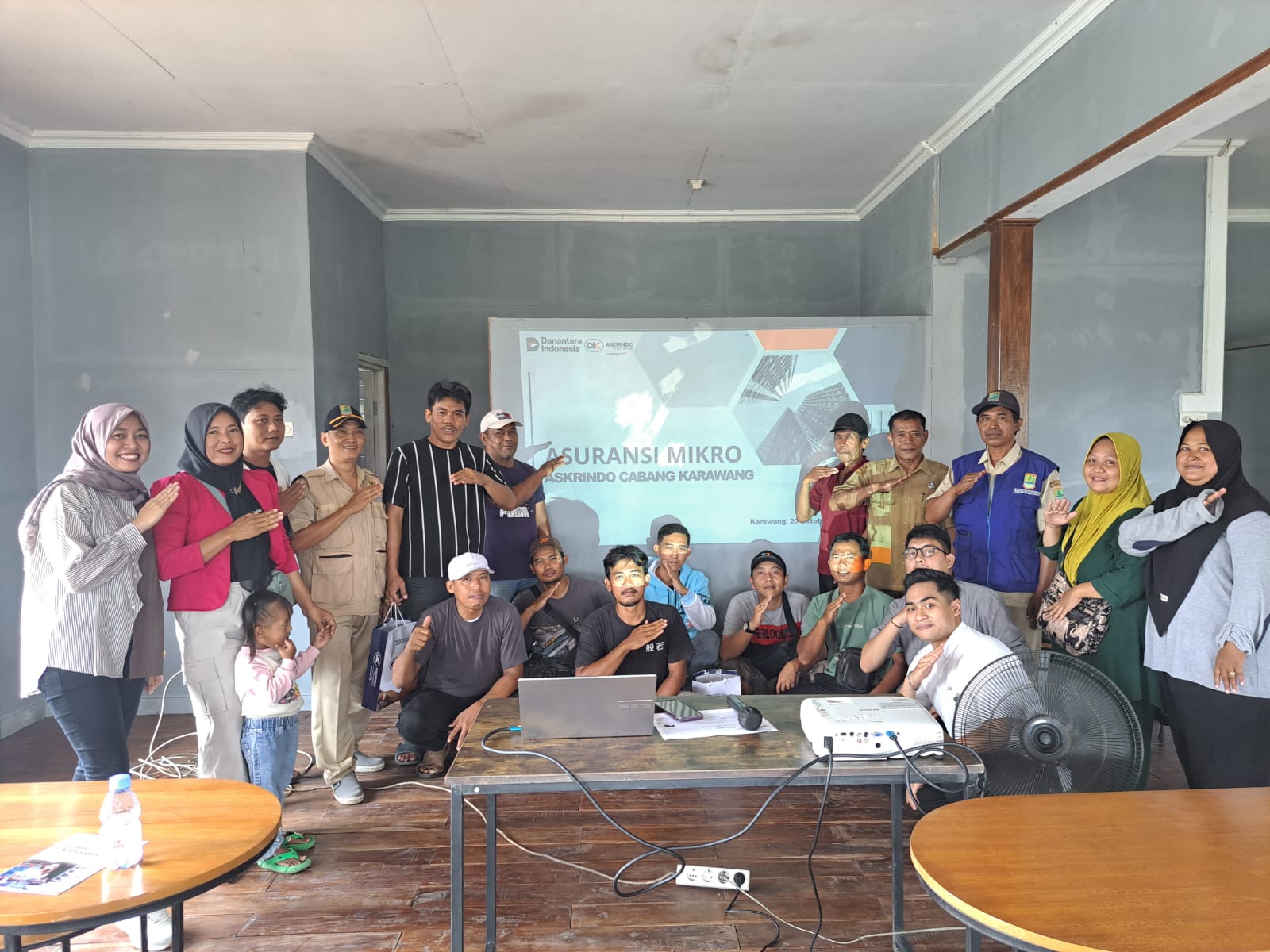 Dorong UMKM Pasar, Askrindo Karawang Lakukan Sosialisasi Asuransi Mikro Usahaku