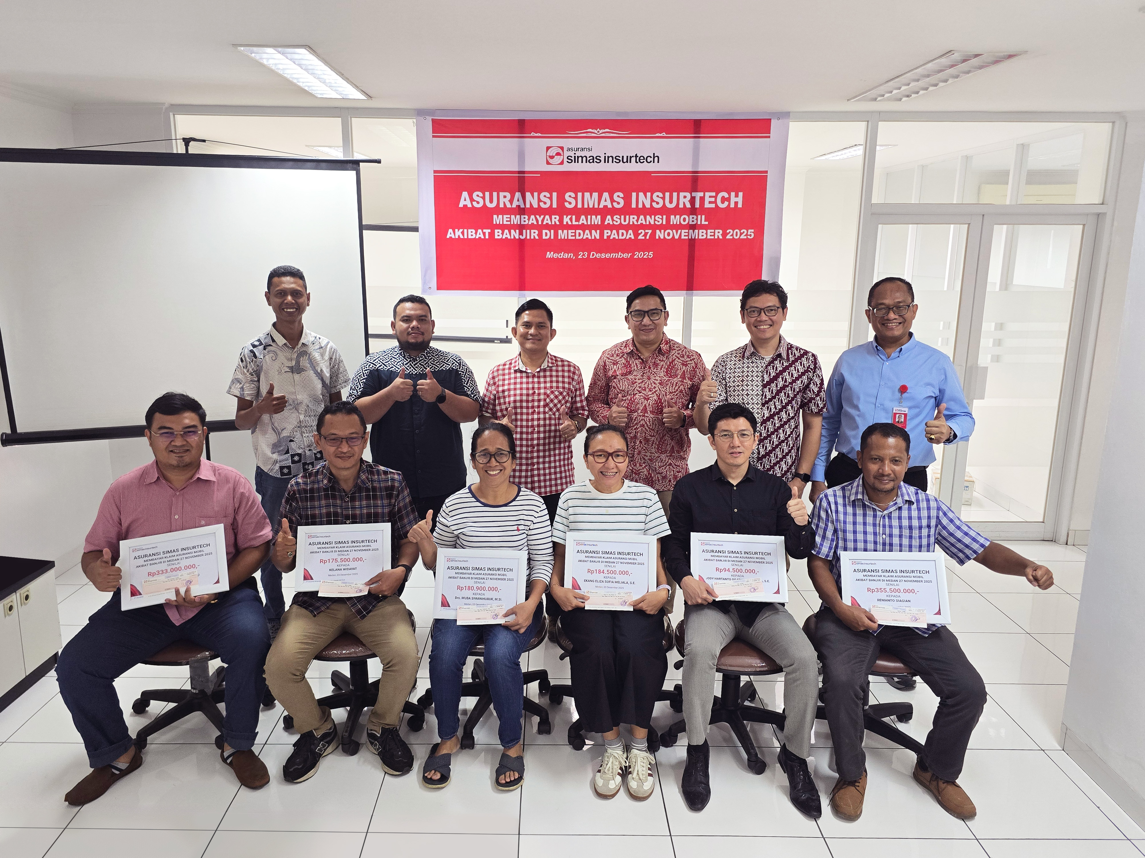 Tak Pakai Lama, Simas Insurtech Tuntaskan Klaim Banjir Medan Rp1,3 Miliar