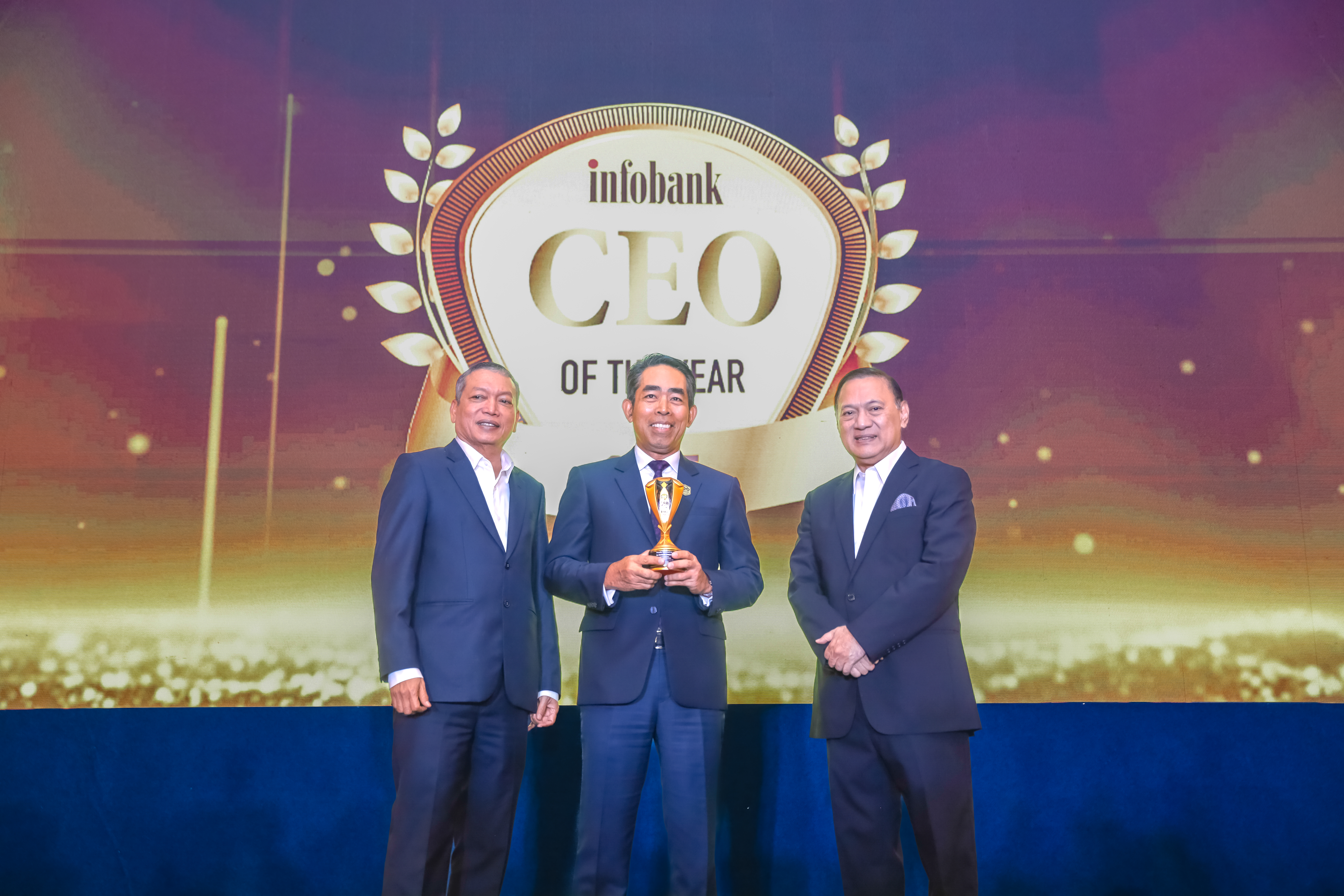 Direktur Utama Askrindo Raih Penghargaan Indonesia CEO of The Year 2025