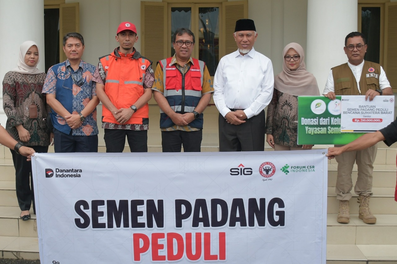 Tanggap Darurat: SIG Evakuasi Korban dan Salurkan Ribuan Paket Sembako di Sumatra