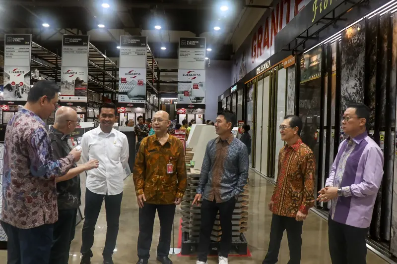 Perkuat Jaringan, Mitra10 Buka Toko Baru Pamulang dengan Konsep Modern