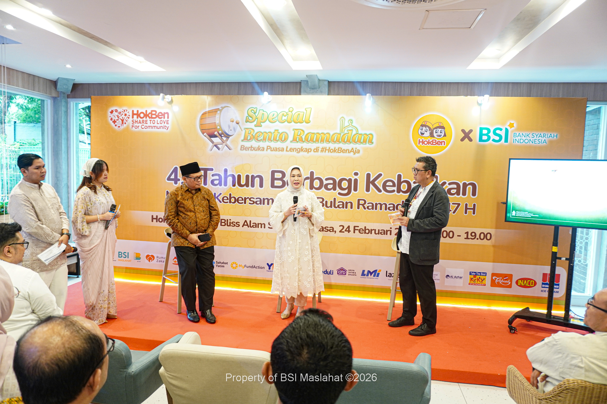 BSI Maslahat, BSI, dan HokBen Gelar Buka Puasa Bersama Yatim
