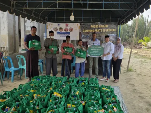 Sambut Idul Fitri, Sinar Mas Asuransi Syariah Salurkan Bantuan Paket Idul Fitri