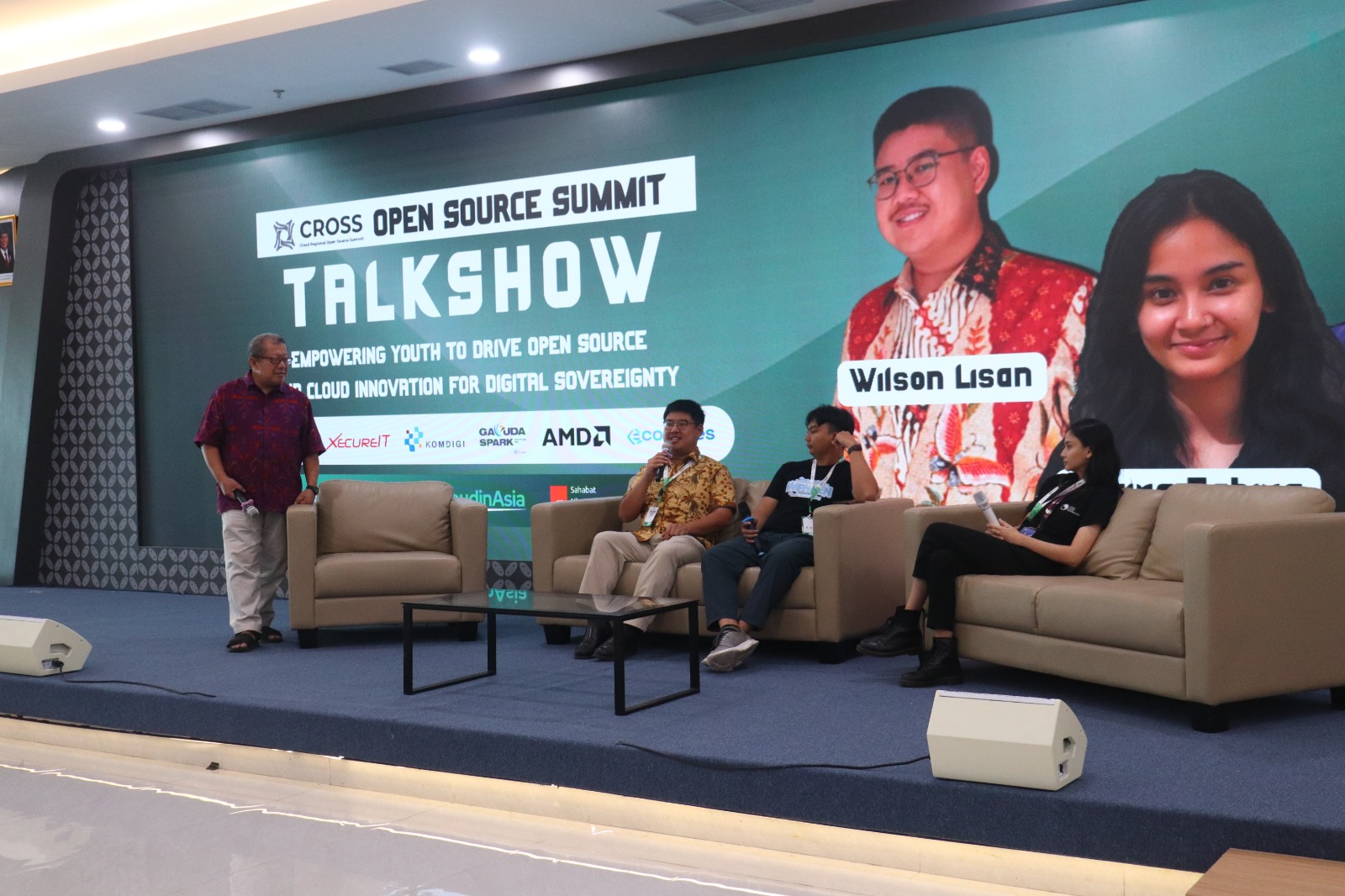 Teknologi Open Source Perkuat Kedaulatan Digital, Pangkas Anggaran Lisensi &amp; Jadi Peluang Talenta Digital Muda
