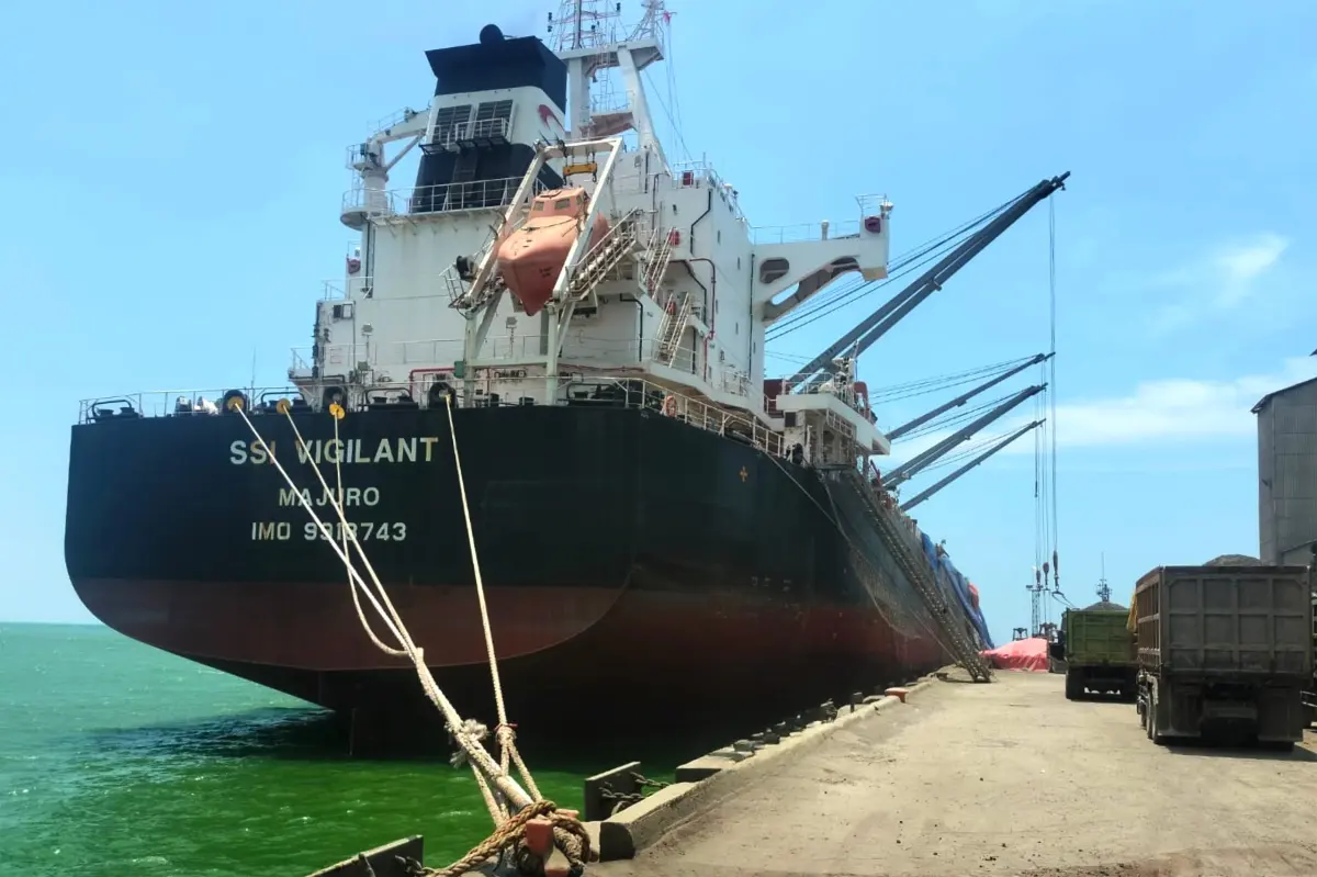 SIG Ekspor Perdana 45.000 Ton Klinker ke Mauritania, Perluas Pasar Afrika